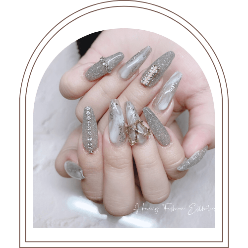 Huang Fashion Esthetics